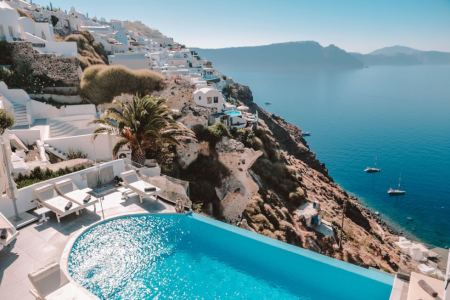 Santorini Secret Suites &amp; Spa