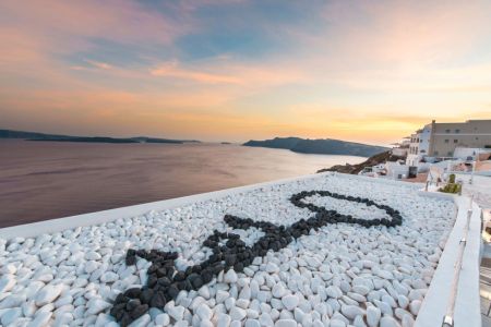 Santorini Secret Suites &amp; Spa